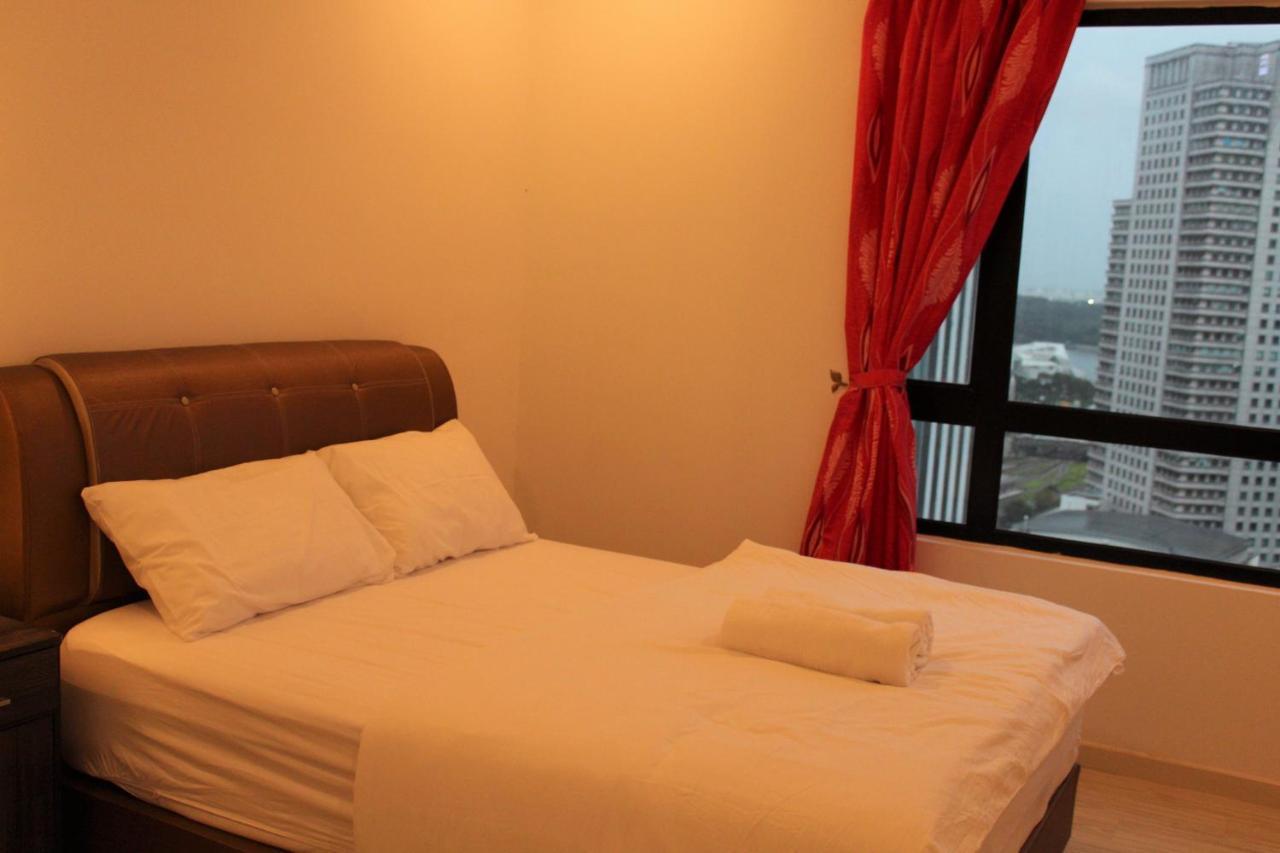 Suasana Suites D'Homestay2 JB Town Johor Bahru Exterior foto