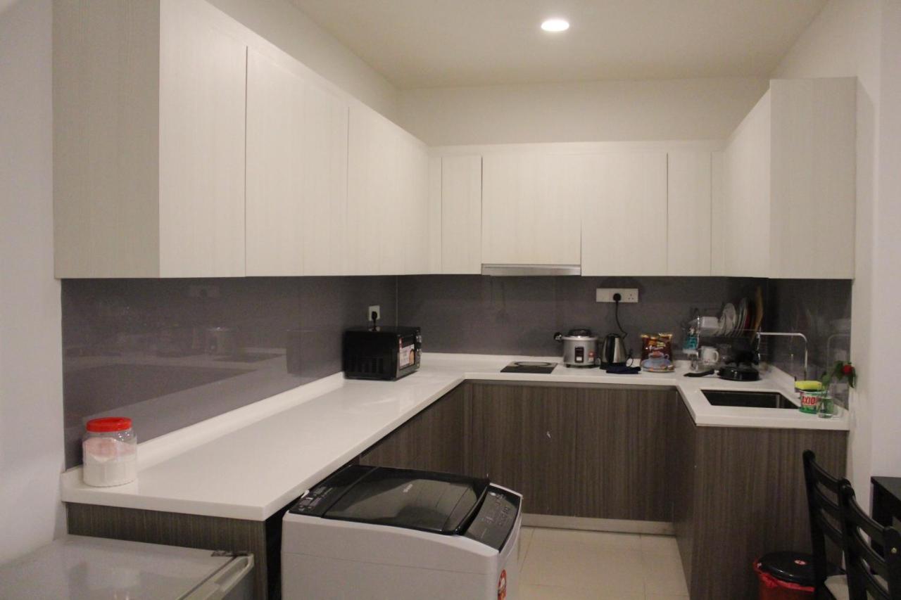 Suasana Suites D'Homestay2 JB Town Johor Bahru Exterior foto